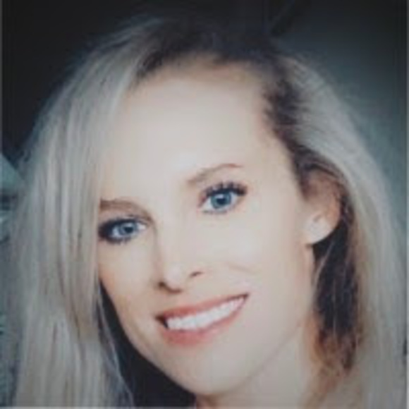 ashleyahubbell